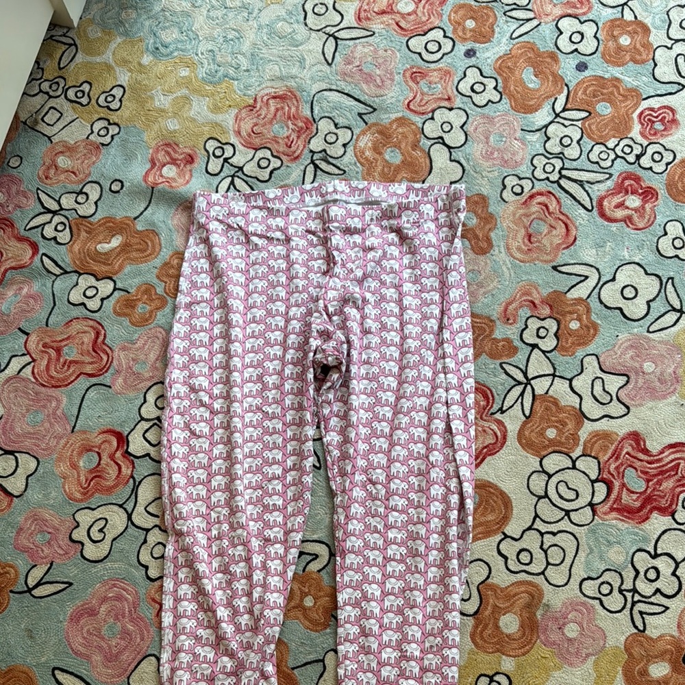 woman’s size small Elephant Print Pajama Pants - Pink